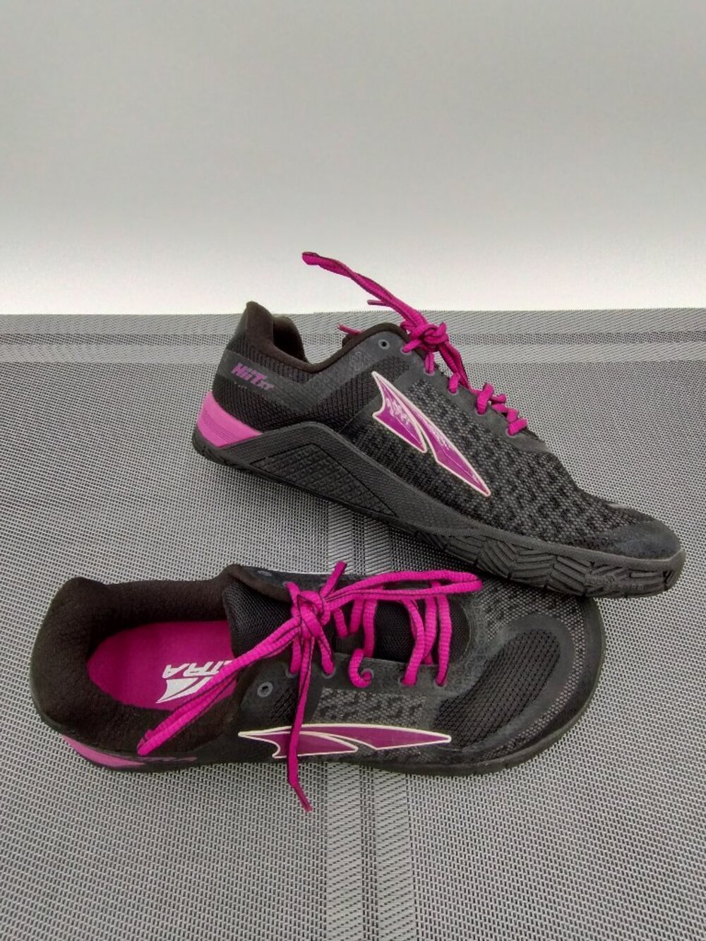 Altra HIIT XT Cross Training Shoes Black Purple Size 7.5 - Picture 2 of 15